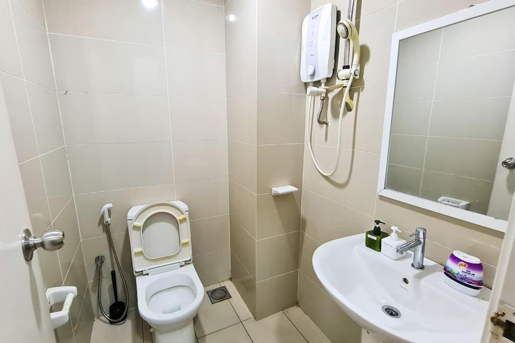 Pangsapuri Elegant 5star Mid Valley Kl Sunway By Stayz With Shopping Complex *